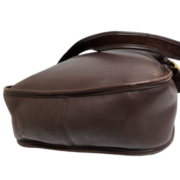 VINTAGE COACH D2J-9951 BROWN LEATHER NYC SADDLE BAG - Picture 8 of 12